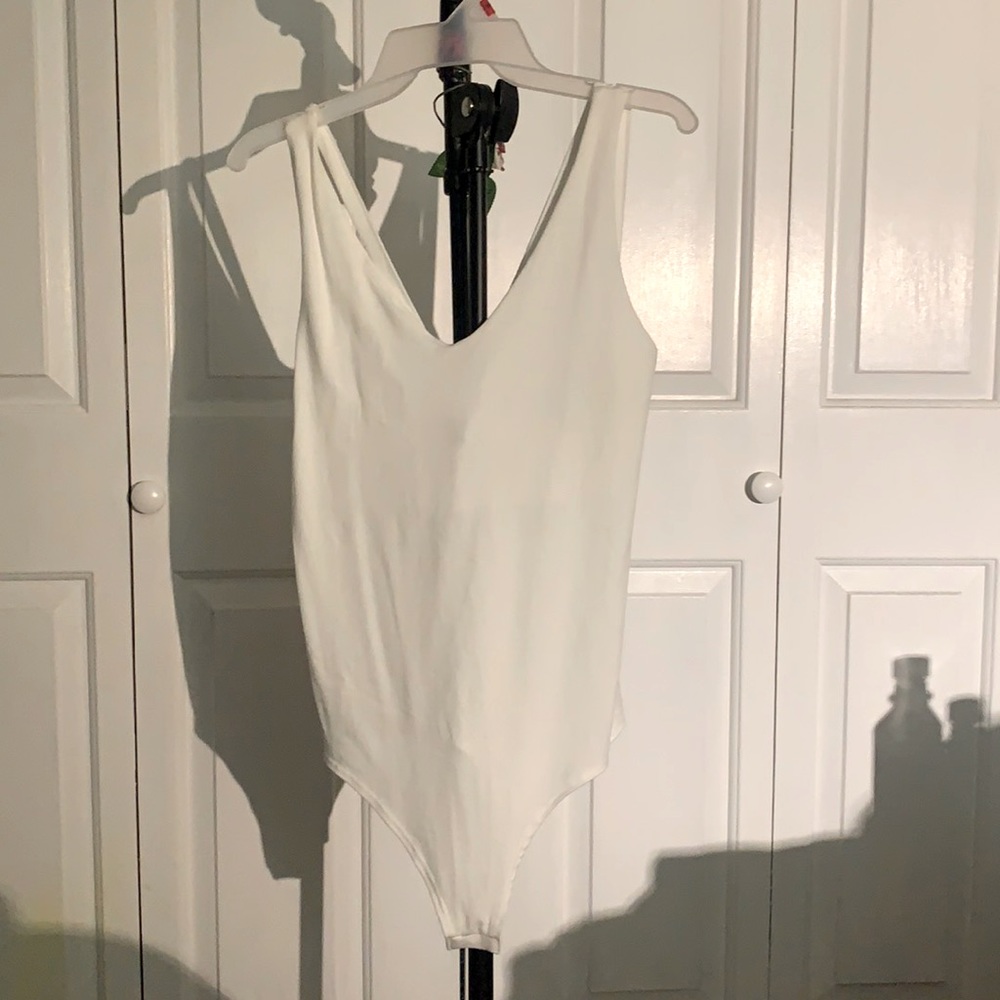 gaze white bodysuit